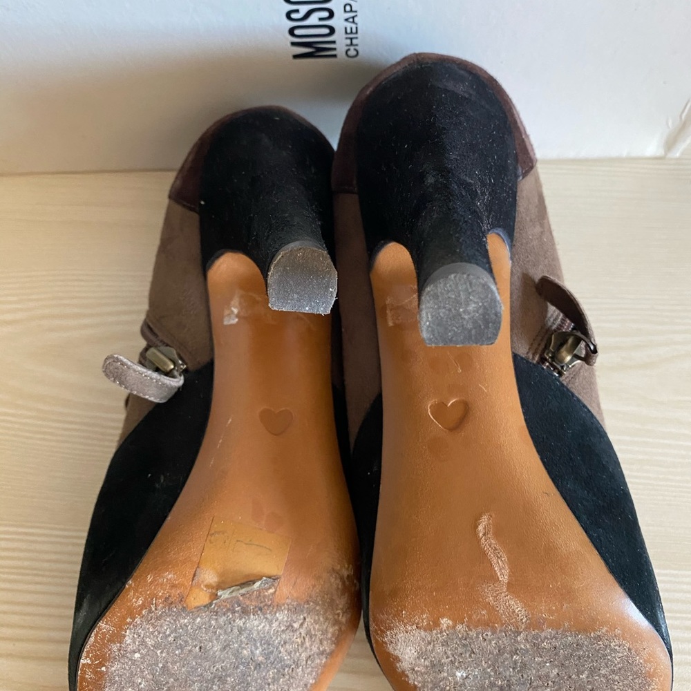 Designer Booties - Picture 6 of 6